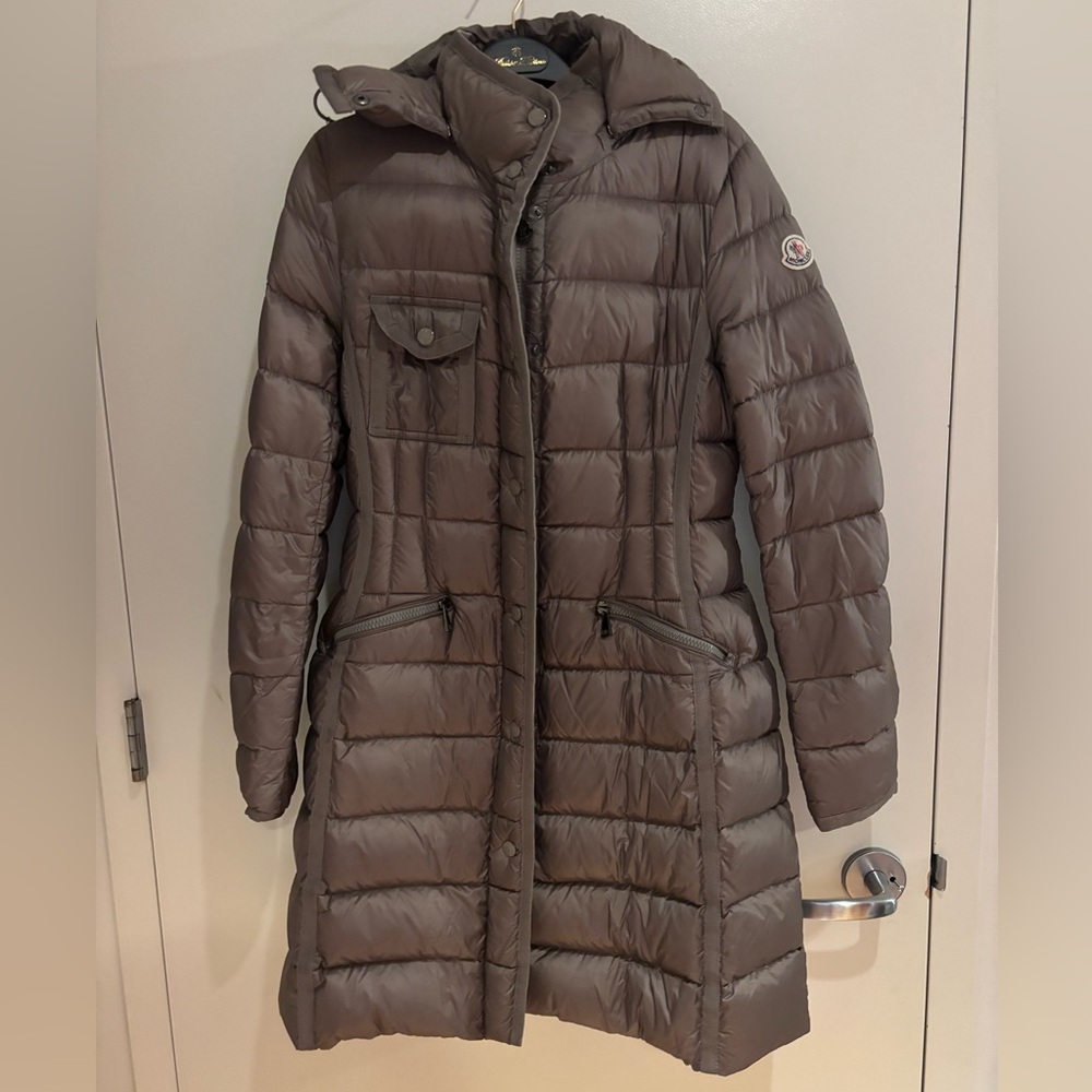 Authentic Moncler Women’s Hermine down coat